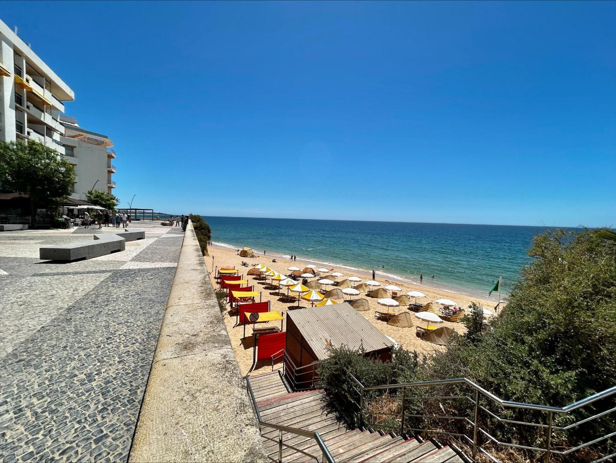 Apartamento Vista Mar A Menos De 50M Da Praia. Armação de Pêra Dış mekan fotoğraf